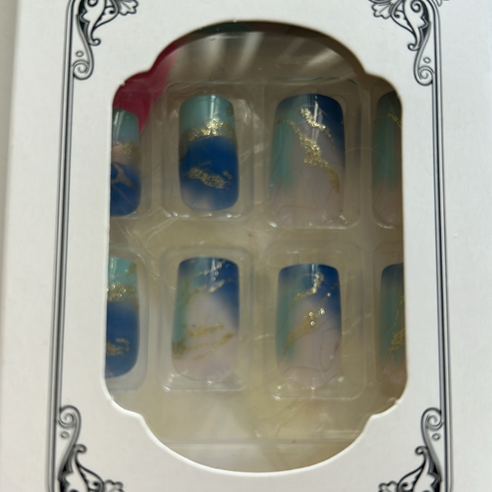 🇺🇸 Press On Nails Beach Waves Glossy Blue / Gold Foil Accents